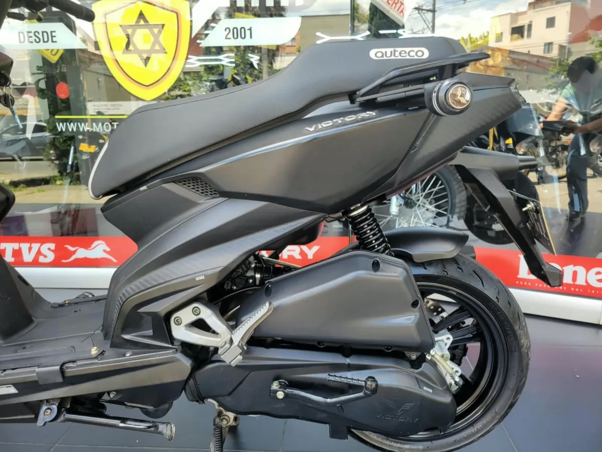 VICTORY HUNTER 150 2025 — foto 8